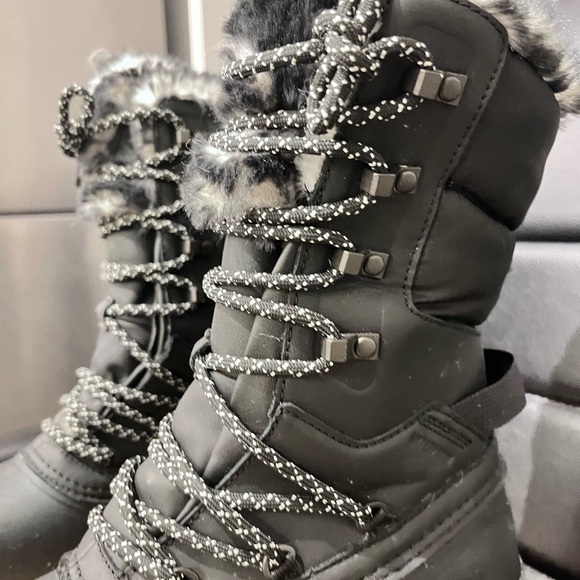 The North Face women snow boots - Picture 5 of 8